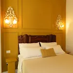 Casa Orlanda * نابولي