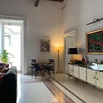 Casa Orlanda نابولي