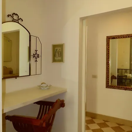 Casa Orlanda アパート ナポリ